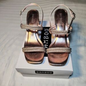 Bamboo Women's Shimmering Gold Sandals